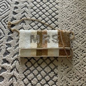 BRAND NEW WITH TAGS: Mrs beaded clutch